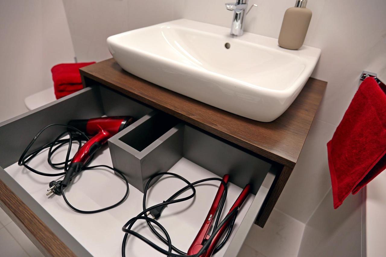 ברטיסלאבה Modern Apartment Near The City Centre Urban מראה חיצוני תמונה