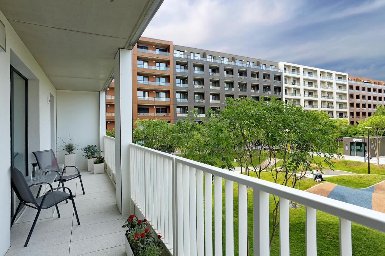 ברטיסלאבה Modern Apartment Near The City Centre Urban מראה חיצוני תמונה