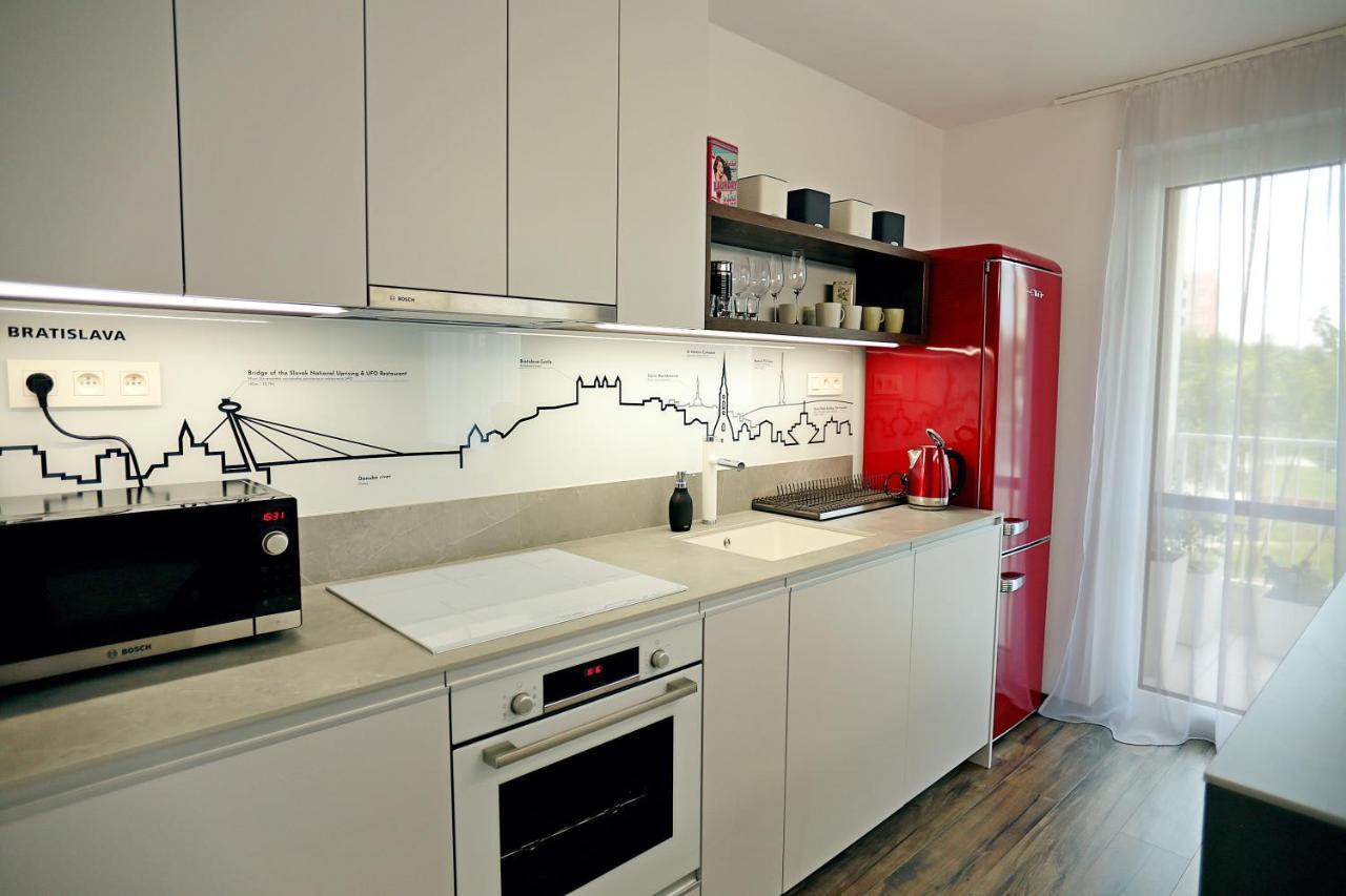 ברטיסלאבה Modern Apartment Near The City Centre Urban מראה חיצוני תמונה