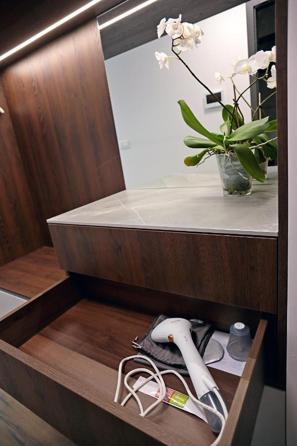 ברטיסלאבה Modern Apartment Near The City Centre Urban מראה חיצוני תמונה