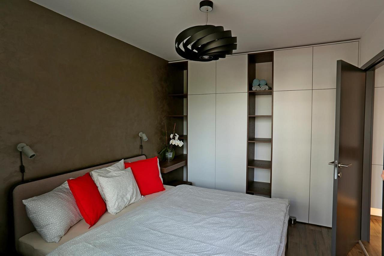 ברטיסלאבה Modern Apartment Near The City Centre Urban מראה חיצוני תמונה