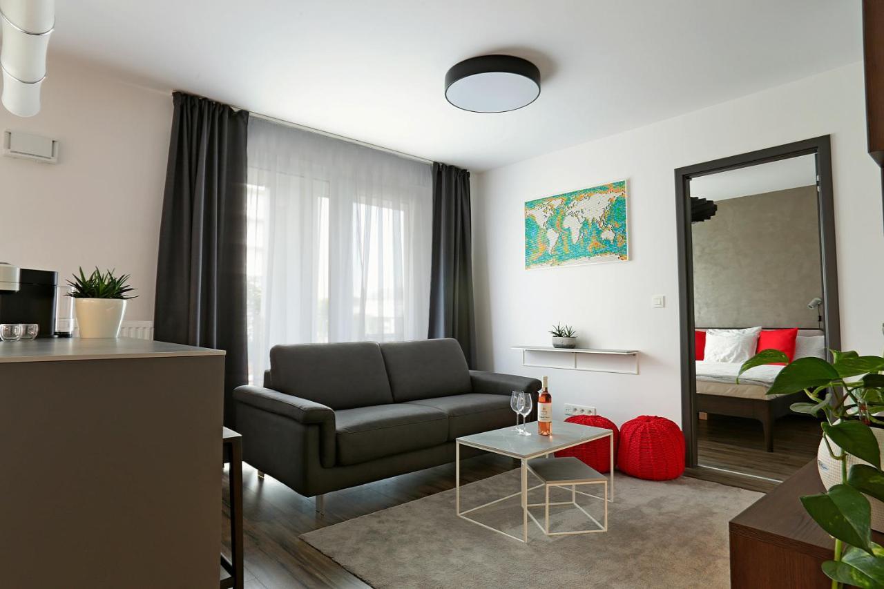 ברטיסלאבה Modern Apartment Near The City Centre Urban מראה חיצוני תמונה